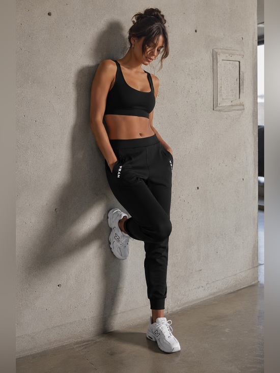 Reitmans Pants - ✨ Hyba by Reitmans Performance Ankle Joggers | Black | Size M | Like New